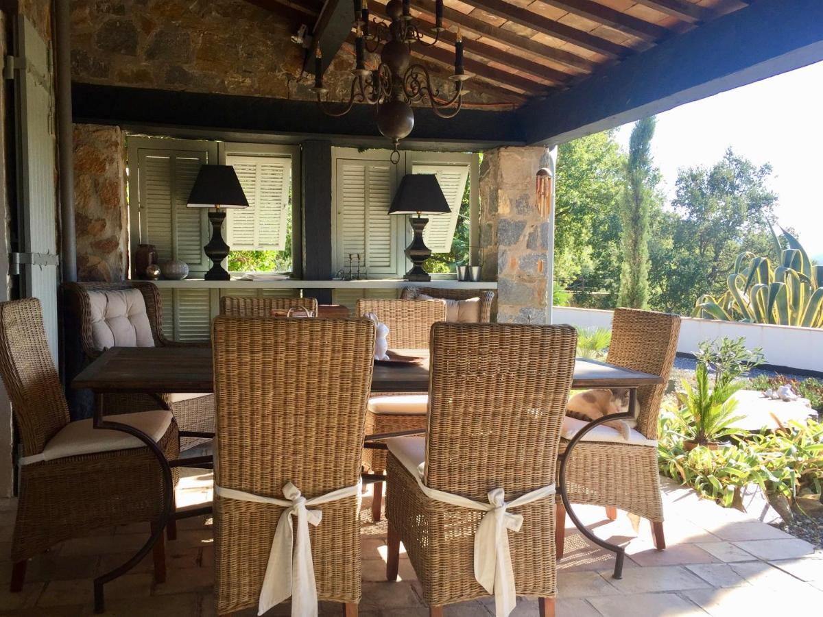 Les Aurochs Bed and Breakfast Grimaud Εξωτερικό φωτογραφία