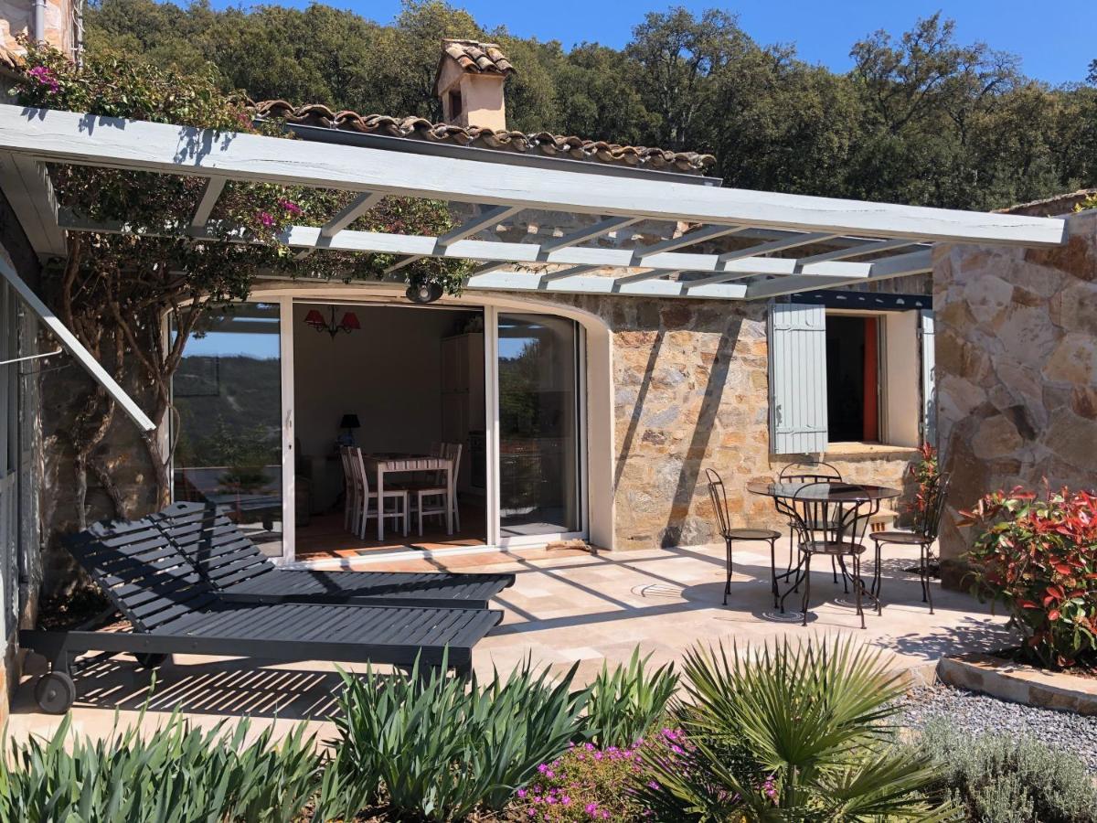 Les Aurochs Bed and Breakfast Grimaud Εξωτερικό φωτογραφία