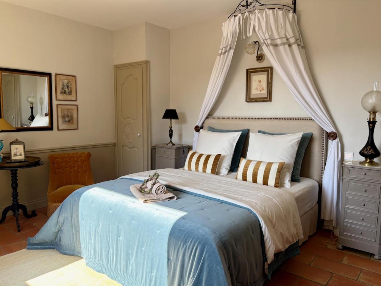 Les Aurochs Bed and Breakfast Grimaud Εξωτερικό φωτογραφία