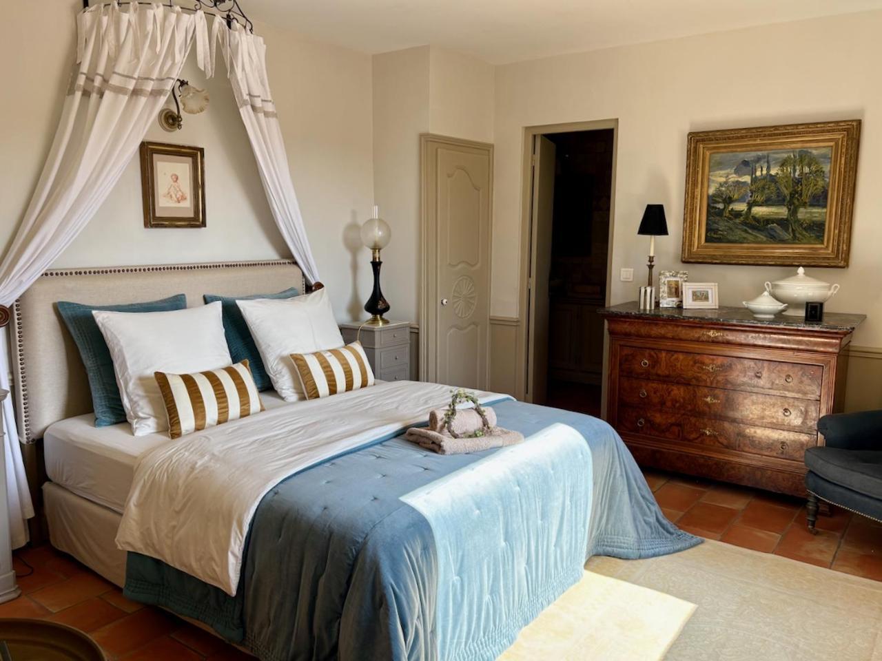 Les Aurochs Bed and Breakfast Grimaud Εξωτερικό φωτογραφία