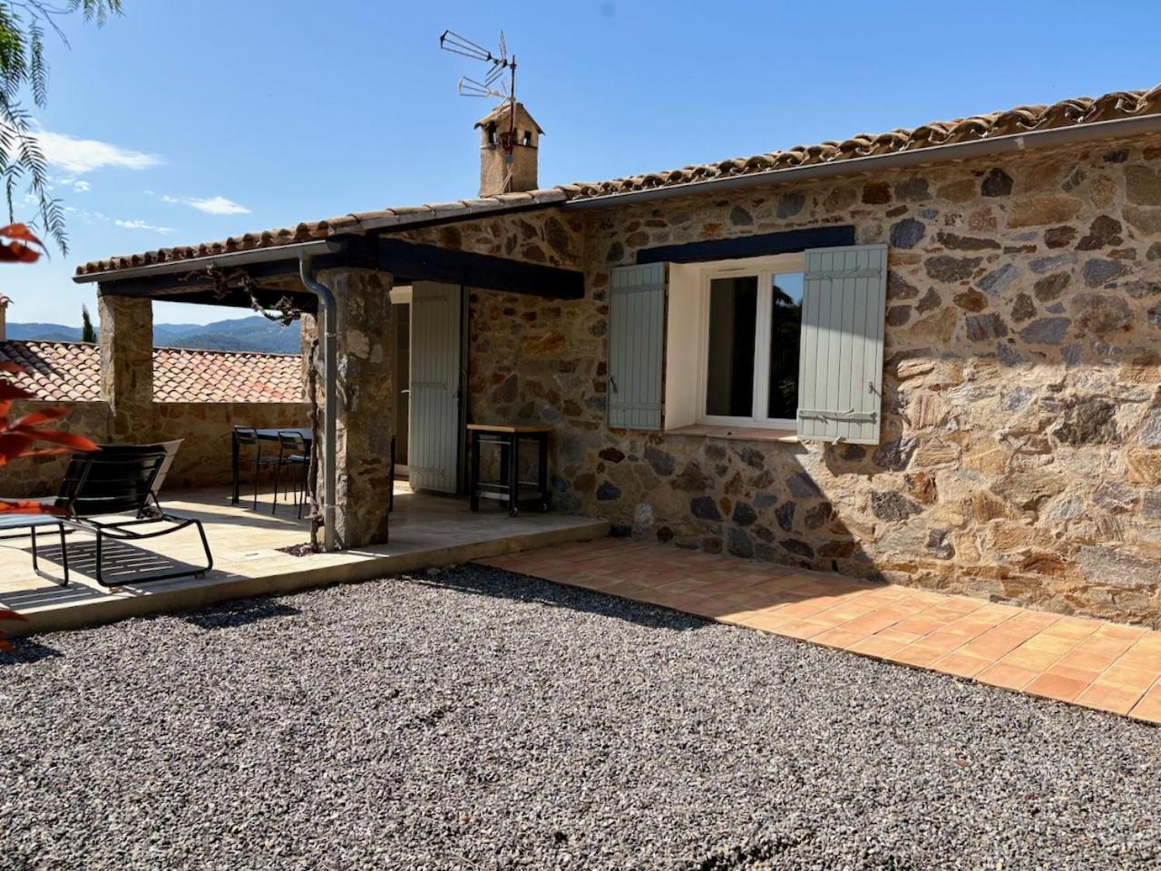 Les Aurochs Bed and Breakfast Grimaud Εξωτερικό φωτογραφία