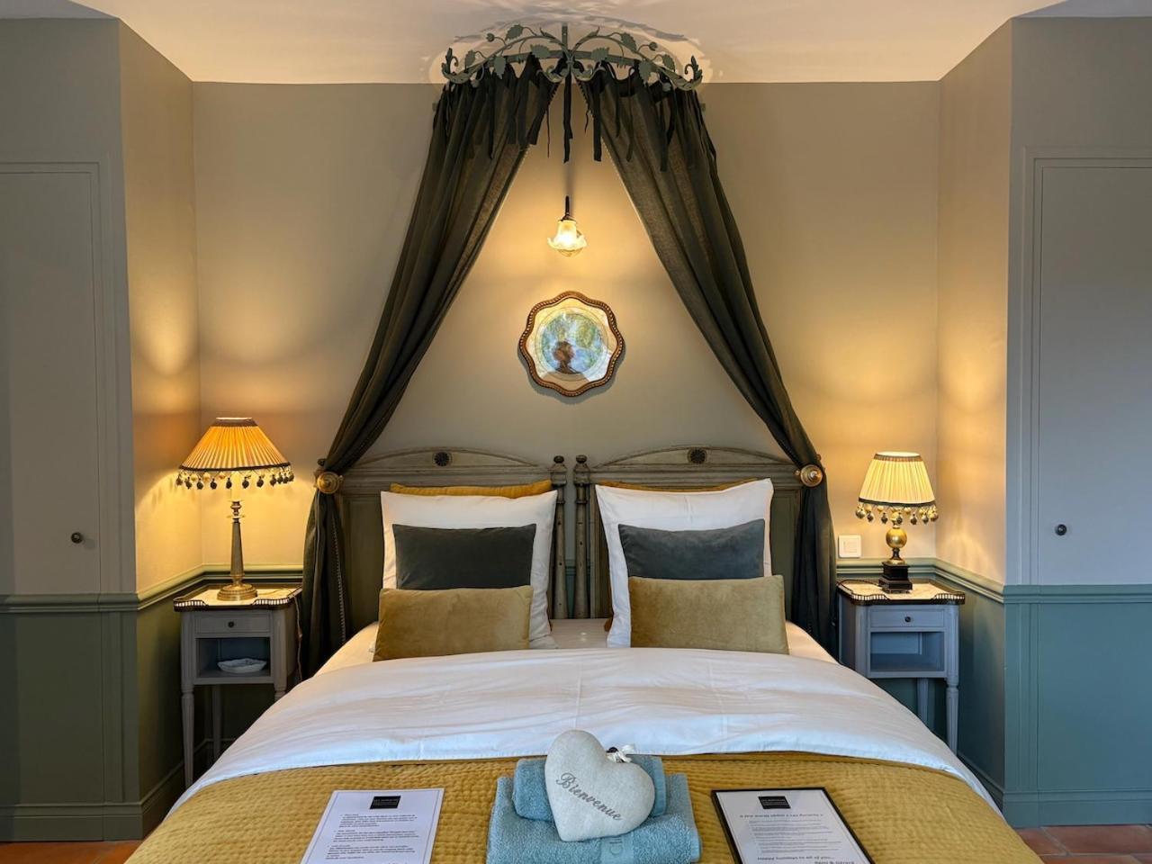 Les Aurochs Bed and Breakfast Grimaud Εξωτερικό φωτογραφία